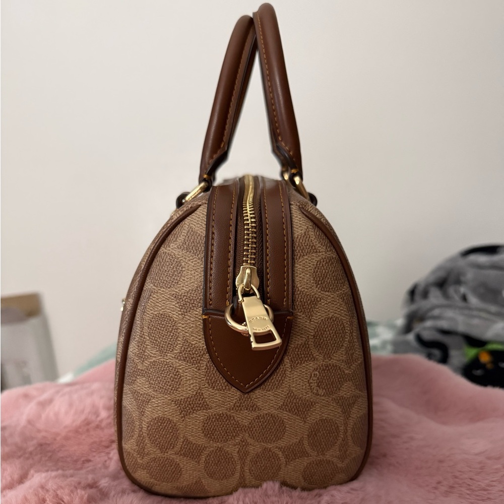 Coach Brown Signature Canvas Satchel with Gold Hardware - Picture 4 of 9